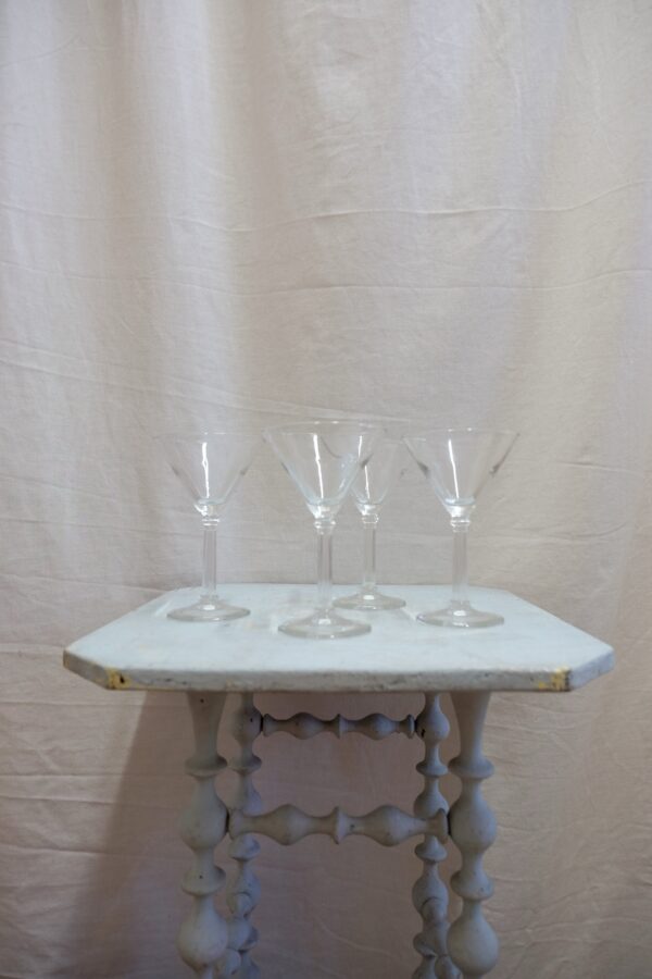 Verres à cocktail, pied colonne